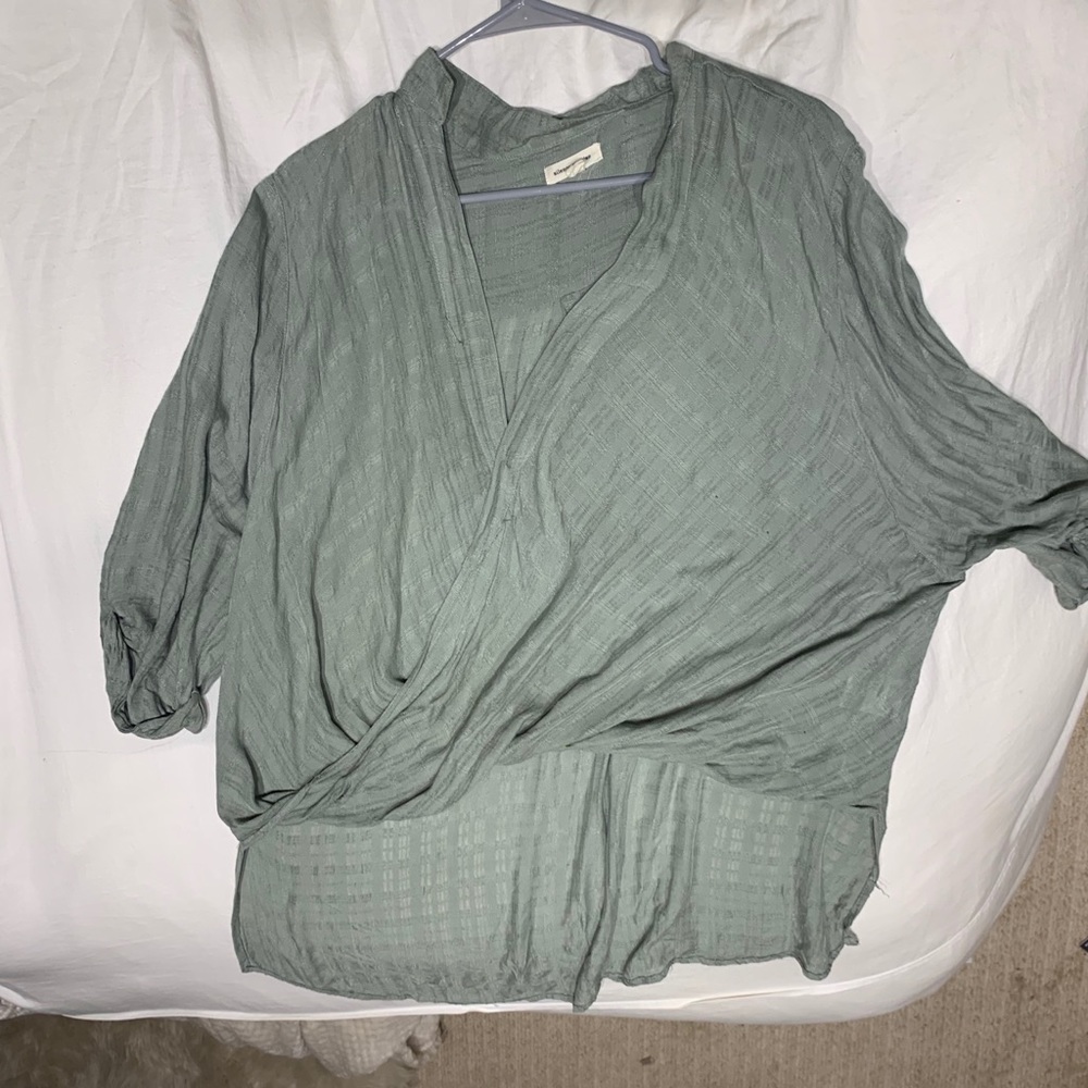 silence & noise deep v shirt
